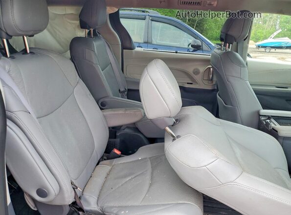 5TDGSKFC2NS067063 2022 TOYOTA SIENNA Charcoal Vista interior trasera