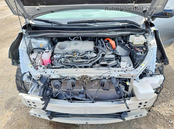5TDGSKFC8SS215809 2025 TOYOTA SIENNA Silver Vista del compartimento del motor