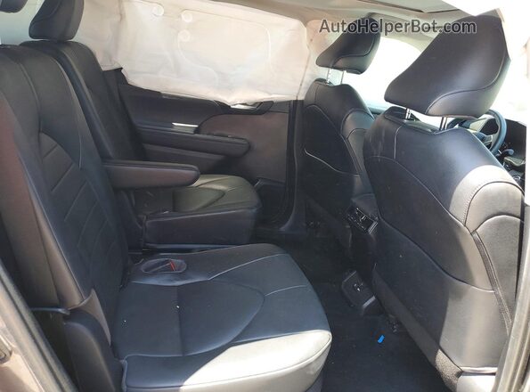 5TDGZRAH4MS537678 2021 TOYOTA HIGHLANDER Gray 
