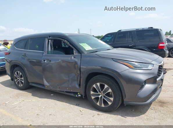 5TDGZRAH5MS524972 2021 TOYOTA HIGHLANDER Gray უკანა სალონის ხედი