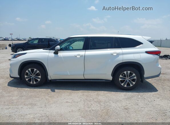 5TDGZRAH9LS021007 2020 TOYOTA HIGHLANDER White Widok wnętrza 360 stopni