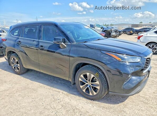 5TDGZRAHXMS520089 2021 TOYOTA HIGHLANDER Черный Передняя правая четверть