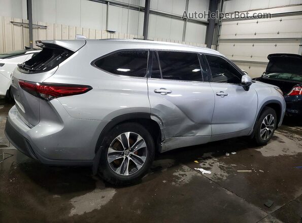 5TDGZRBH3LS510422 2020 TOYOTA HIGHLANDER Серебряный Задняя правая четверть