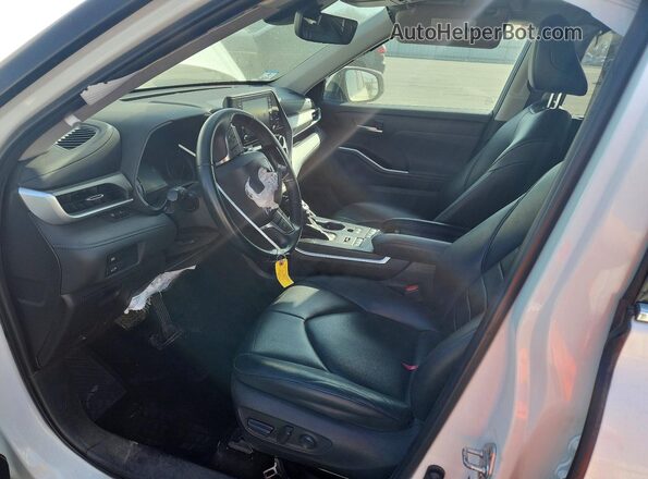5TDGZRBH6MS130251 2021 TOYOTA HIGHLANDER White Вид салону спереду