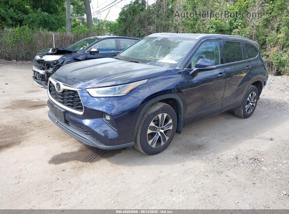 5TDGZRBH7MS111417 2021 TOYOTA HIGHLANDER Blue Առջևի ձախ երեք քառորդ տեսարան