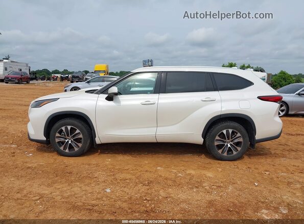 5TDGZRBH7MS540993 2021 TOYOTA HIGHLANDER Белый Панорамный вид салона 360°