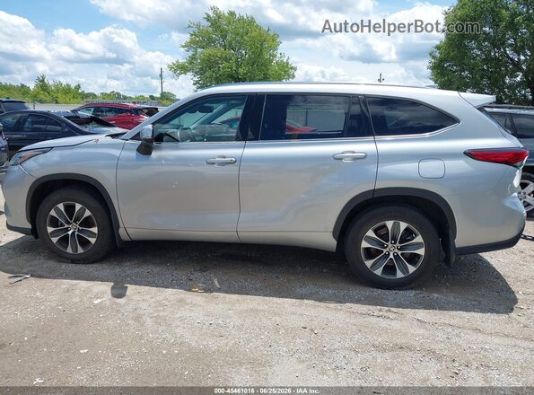 5TDGZRBH8LS502834 2020 TOYOTA HIGHLANDER Silver 360 interior view
