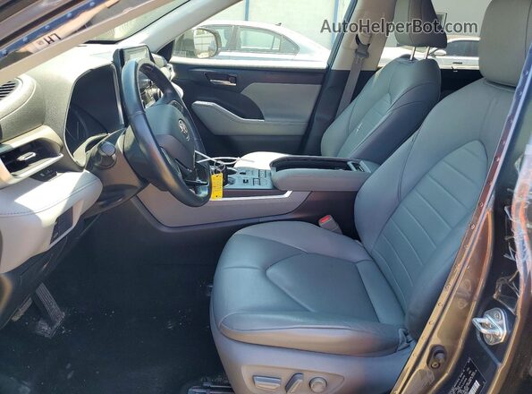 5TDGZRBH8LS514708 2020 TOYOTA HIGHLANDER Gray Widok wnętrza z przodu