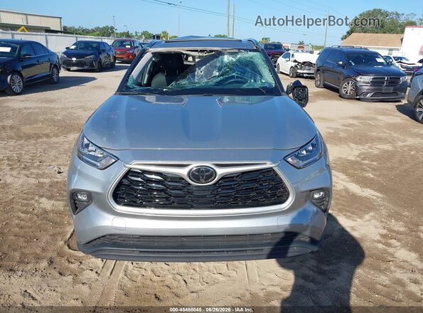 5TDGZRBH9LS026335 2020 TOYOTA HIGHLANDER Silver უკანა სალონის ხედი