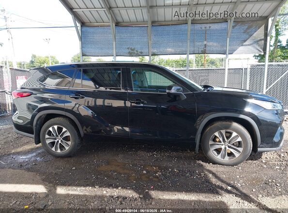 5TDGZRBH9LS503989 2020 TOYOTA HIGHLANDER Black ხელსაწყოთა პანელის ხედი