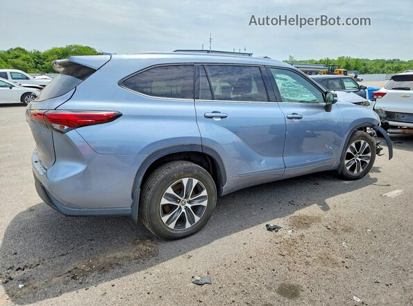 5TDGZRBH9MS108535 2021 TOYOTA HIGHLANDER Silver Задня права чверть