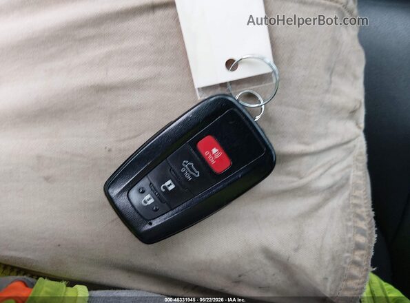 5TDGZRBHXLS509784 2020 TOYOTA HIGHLANDER Черный Вид панели приборов