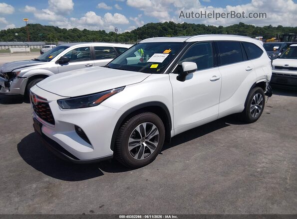 5TDHZRBH0NS567734 2022 TOYOTA HIGHLANDER White წინა მარცხენა ხედი სამი მეოთხედიდან