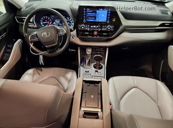 5TDHZRBH4LS020608 2020 TOYOTA HIGHLANDER Синий Вид панели приборов