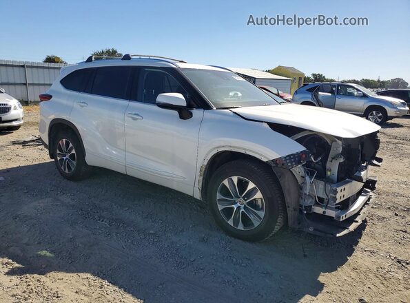 5TDHZRBH4MS538011 2021 TOYOTA HIGHLANDER White 