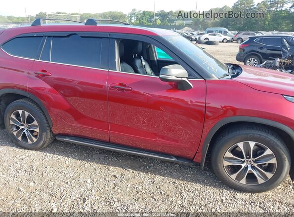 5TDHZRBH7MS078245 2021 TOYOTA HIGHLANDER Red Вид задньої частини салону
