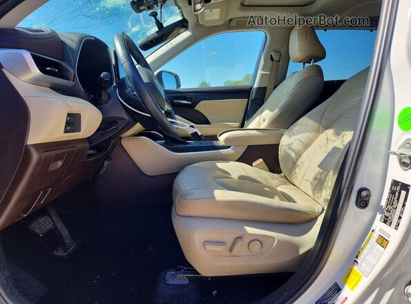 5TDHZRBH8LS039419 2020 TOYOTA HIGHLANDER White Widok wnętrza z przodu