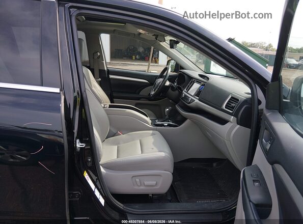 5TDJGRFH1JS037039 2018 TOYOTA HIGHLANDER HYBRID Черный Вид салона спереди