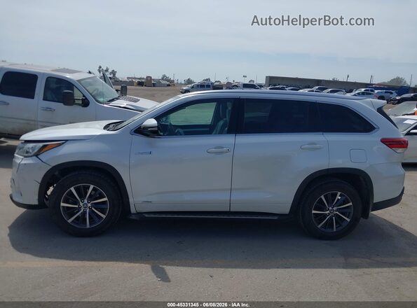 5TDJGRFH7JS042293 2018 TOYOTA HIGHLANDER HYBRID White 360 interior view