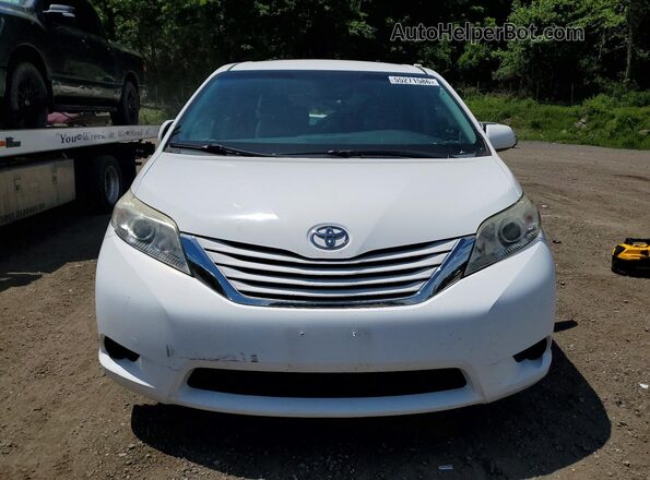 5TDJK3DC4GS132951 2016 TOYOTA SIENNA White 