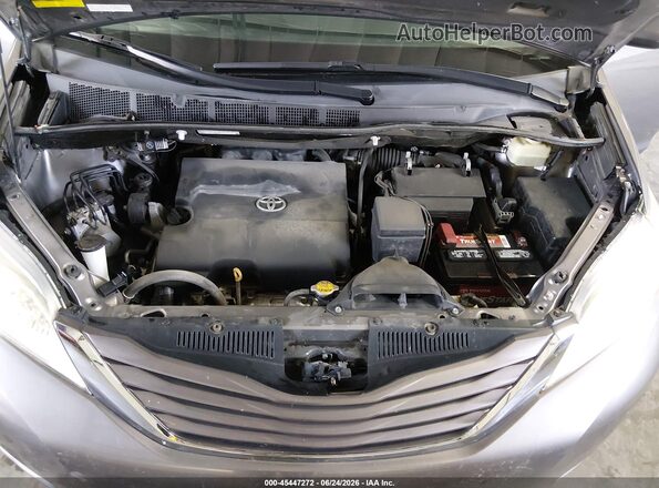 5TDJK3DCXGS143887 2016 TOYOTA SIENNA Gray Հետևի տեսք
