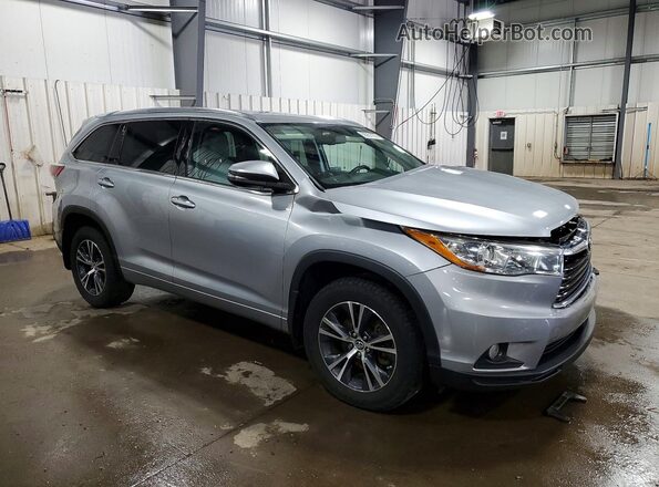 5TDJKRFH2GS305748 2016 TOYOTA HIGHLANDER Silver Передня права чверть