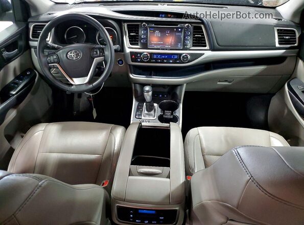 5TDJKRFH2GS305748 2016 TOYOTA HIGHLANDER Silver Вид панелі приладів