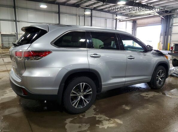 5TDJKRFH2GS305748 2016 TOYOTA HIGHLANDER Silver Задня права чверть