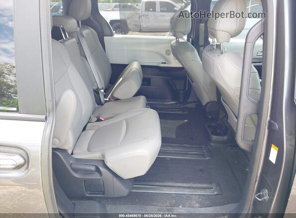 5TDJRKEC0SS254395 2025 TOYOTA SIENNA Gray VIN კოდის სტიკერის ხედი