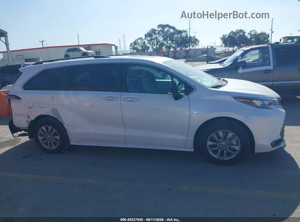 5TDJRKEC1SS280780 2025 TOYOTA SIENNA White Rear interior view