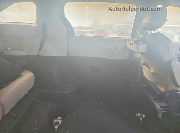 5TDJRKEC2NS091334 2022 TOYOTA SIENNA Burgundy Вид задньої частини салону