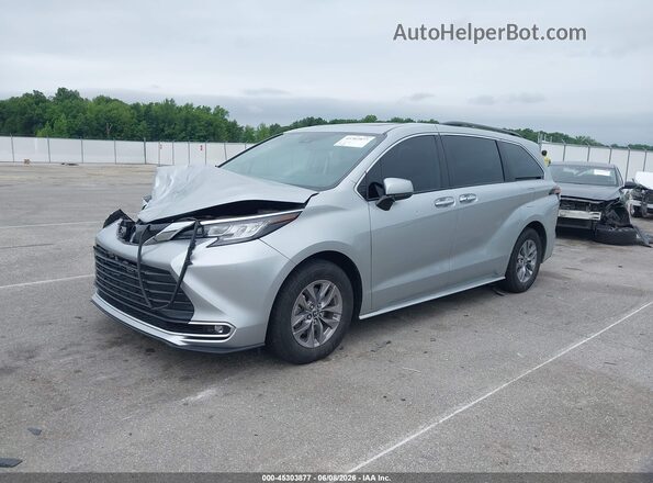 5TDJRKEC2NS104910 2022 TOYOTA SIENNA Silver Przód lewy