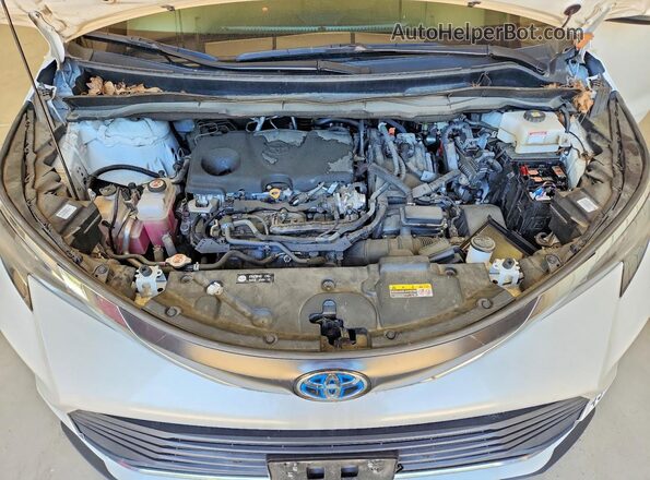 5TDJRKEC2RS183520 2024 TOYOTA SIENNA White Widok komory silnika
