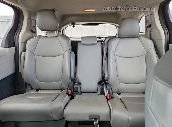 5TDJRKEC4MS067504 2021 TOYOTA SIENNA Black 