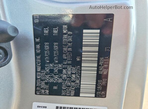 5TDJRKEC4PS137314 2023 TOYOTA SIENNA Silver 
