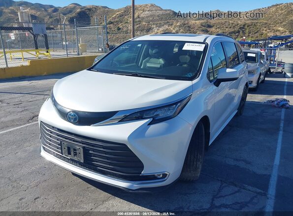 5TDJRKEC5NS102780 2022 TOYOTA SIENNA White წინა მარცხენა ხედი სამი მეოთხედიდან
