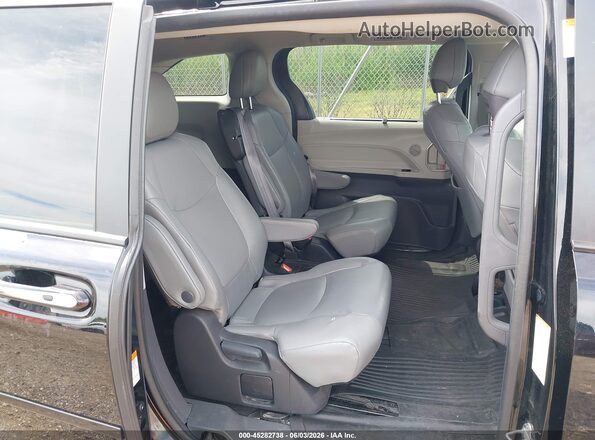 5TDJRKEC6RS204689 2024 TOYOTA SIENNA Black Widok naklejki z numerem VIN