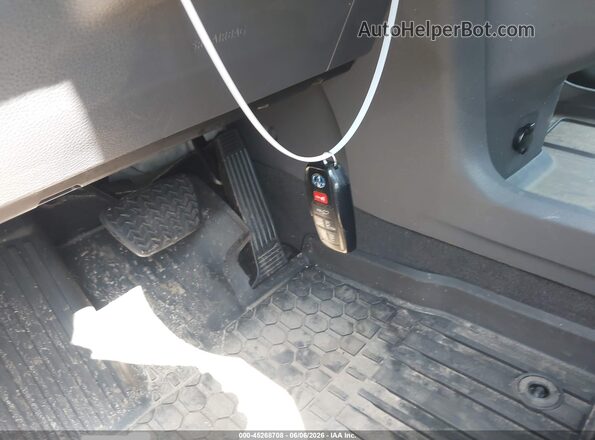 5TDJRKEC6RS209990 2024 TOYOTA SIENNA Черный Вид панели приборов