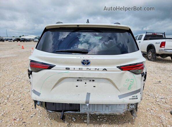 5TDJRKECXMS025810 2021 TOYOTA SIENNA White Հետևի տեսք