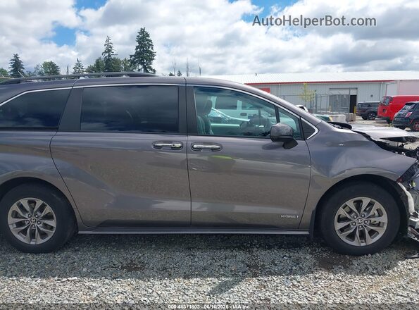5TDJSKFC2MS015601 2021 TOYOTA SIENNA Gray 360 interior view