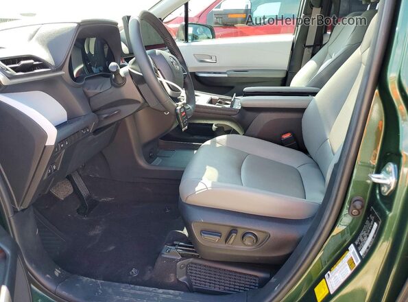 5TDJSKFC8SS181733 2025 TOYOTA SIENNA Green 