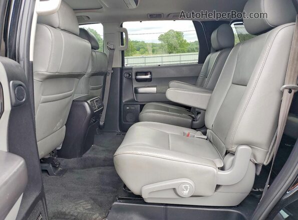 5TDJY5G19JS165004 2018 TOYOTA SEQUOIA Black Вид задньої частини салону