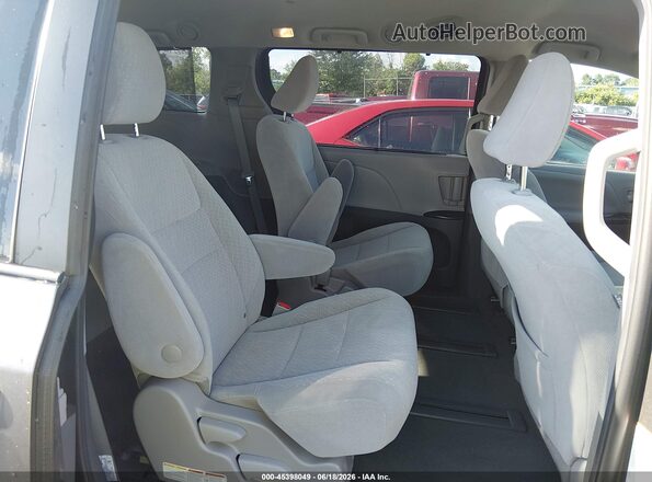 5TDJZ3DC1LS228140 2020 TOYOTA SIENNA Gray Widok naklejki z numerem VIN