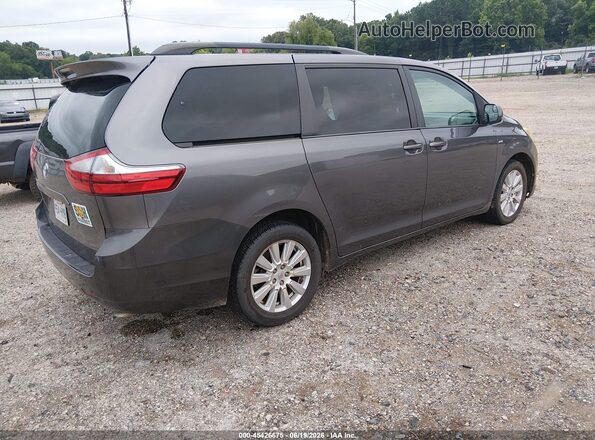 5TDJZ3DC5HS149979 2017 TOYOTA SIENNA Silver Tył prawy
