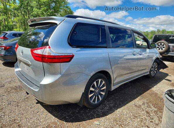 5TDJZ3DC5KS211873 2019 TOYOTA SIENNA Gray Trasero derecho