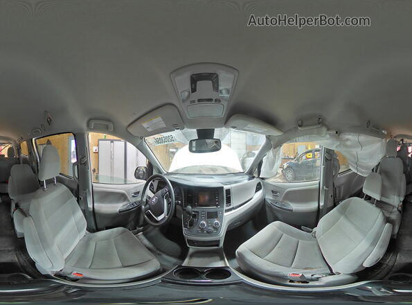 5TDJZ3DC7LS229891 2020 TOYOTA SIENNA White 
