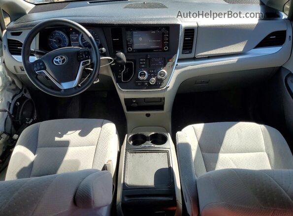 5TDJZ3DC9JS188936 2018 TOYOTA SIENNA Белый 