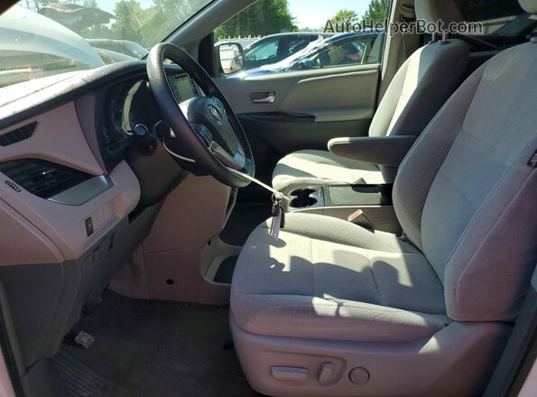 5TDJZ3DC9JS188936 2018 TOYOTA SIENNA Белый 