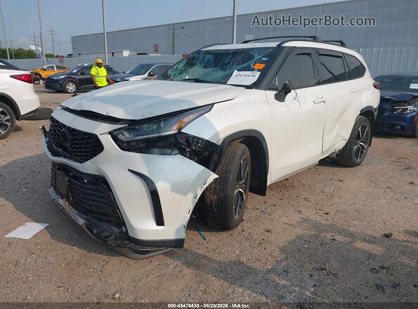 5TDJZRAH4MS077993 2021 TOYOTA HIGHLANDER White Przód lewy