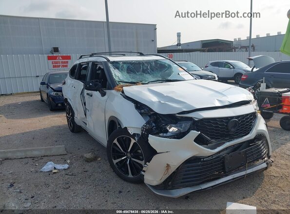 5TDJZRAH4MS077993 2021 TOYOTA HIGHLANDER White Widok z przodu